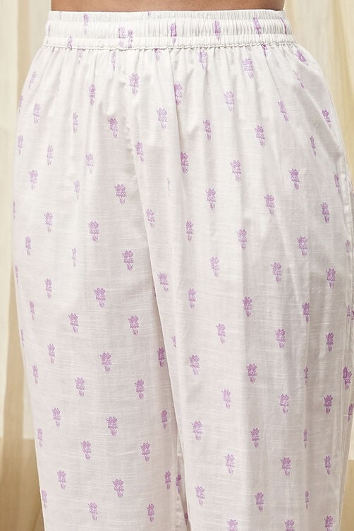 Women's Pink Festive Three Quarter Sleeves Kurta Sets