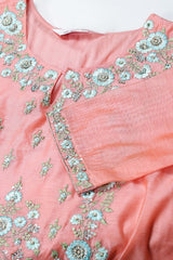 Women's Pink Festive Three Quarter Sleeves Kurta Sets