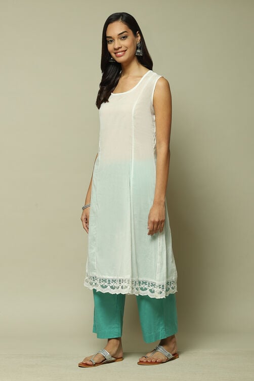 Women's Green Festive Three Quarter Sleeves Kurta Sets