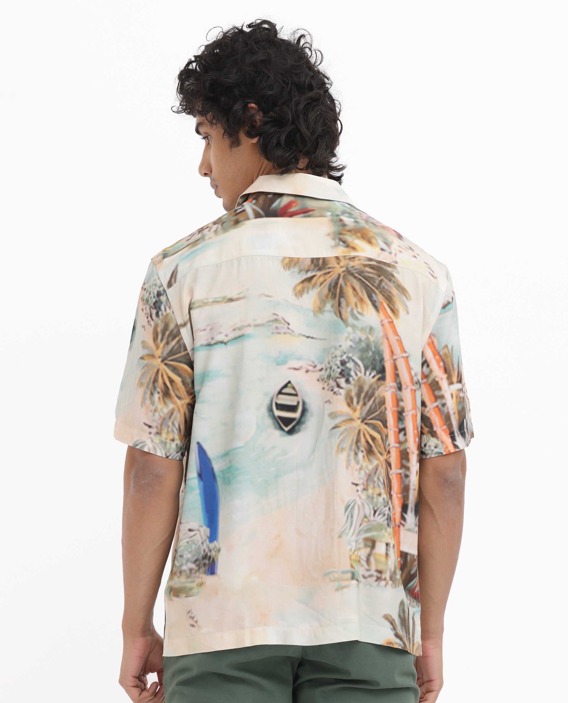 Men's Beige Casual Regular Fit Printed Half Sleeves Shirt