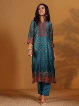 Women's Patola Printed Blue Mandrin Collar Straight Kurta With Solid Bottom And Printed Dupatta