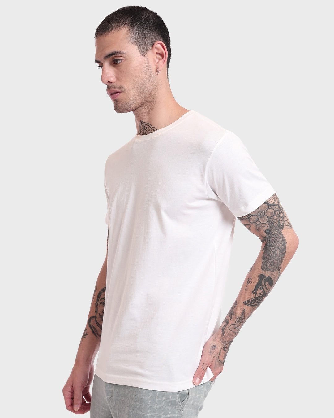 Men's  Casual Regular Fit Solid Half Sleeves Tshirt