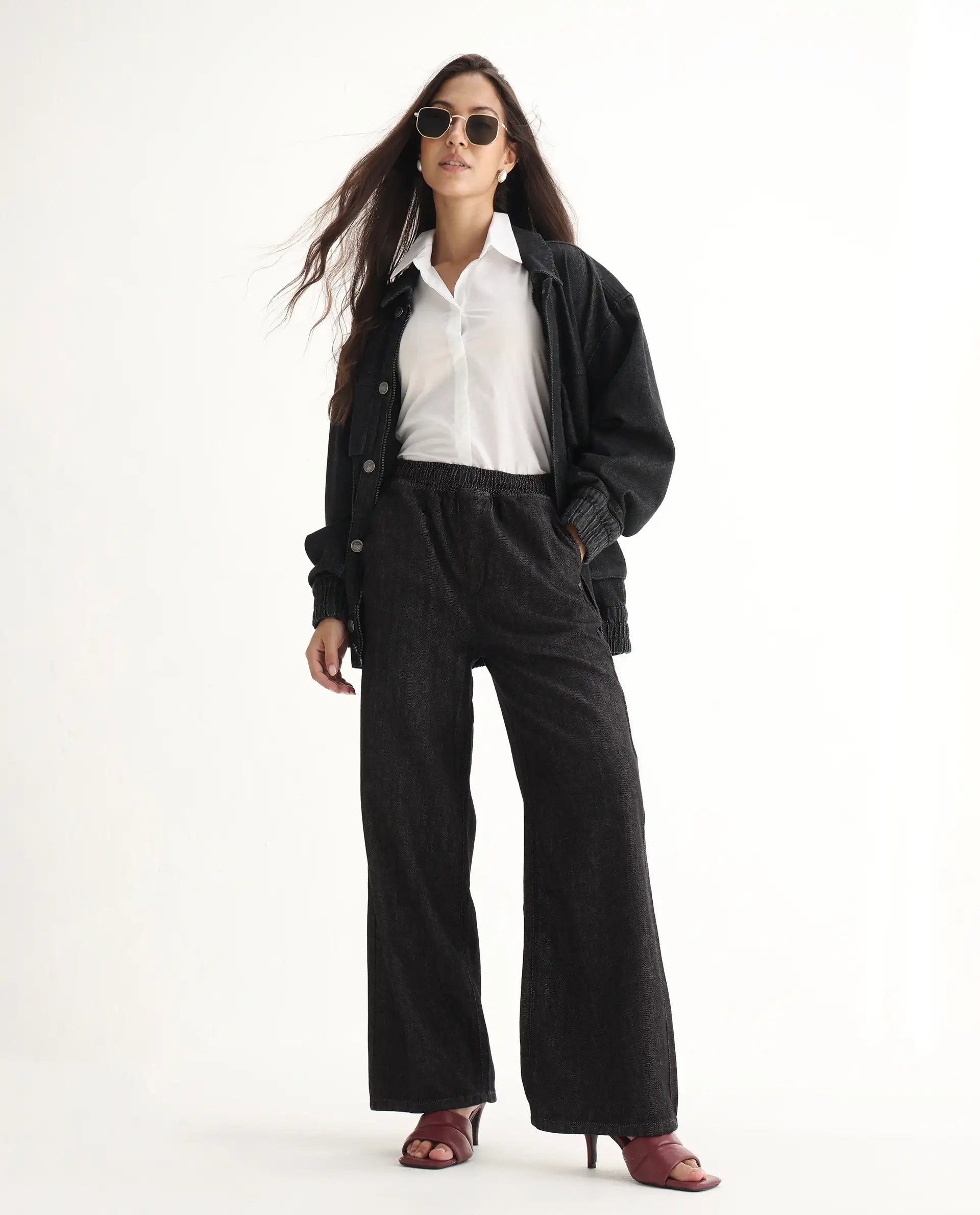 Women's Black Cotton Blend Plain Ankle Length Lounge Jeans